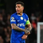 Enzo Fernandez xin lỗi Chelsea nhưng vẫn bị treo giò: HLV Rosenior nói gì về án phạt? 1