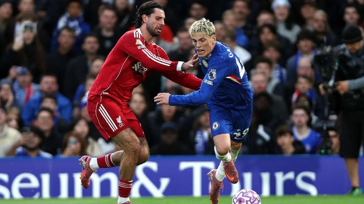 Garnacho có tài thật không hay chỉ đang ảo tưởng sức mạnh 4