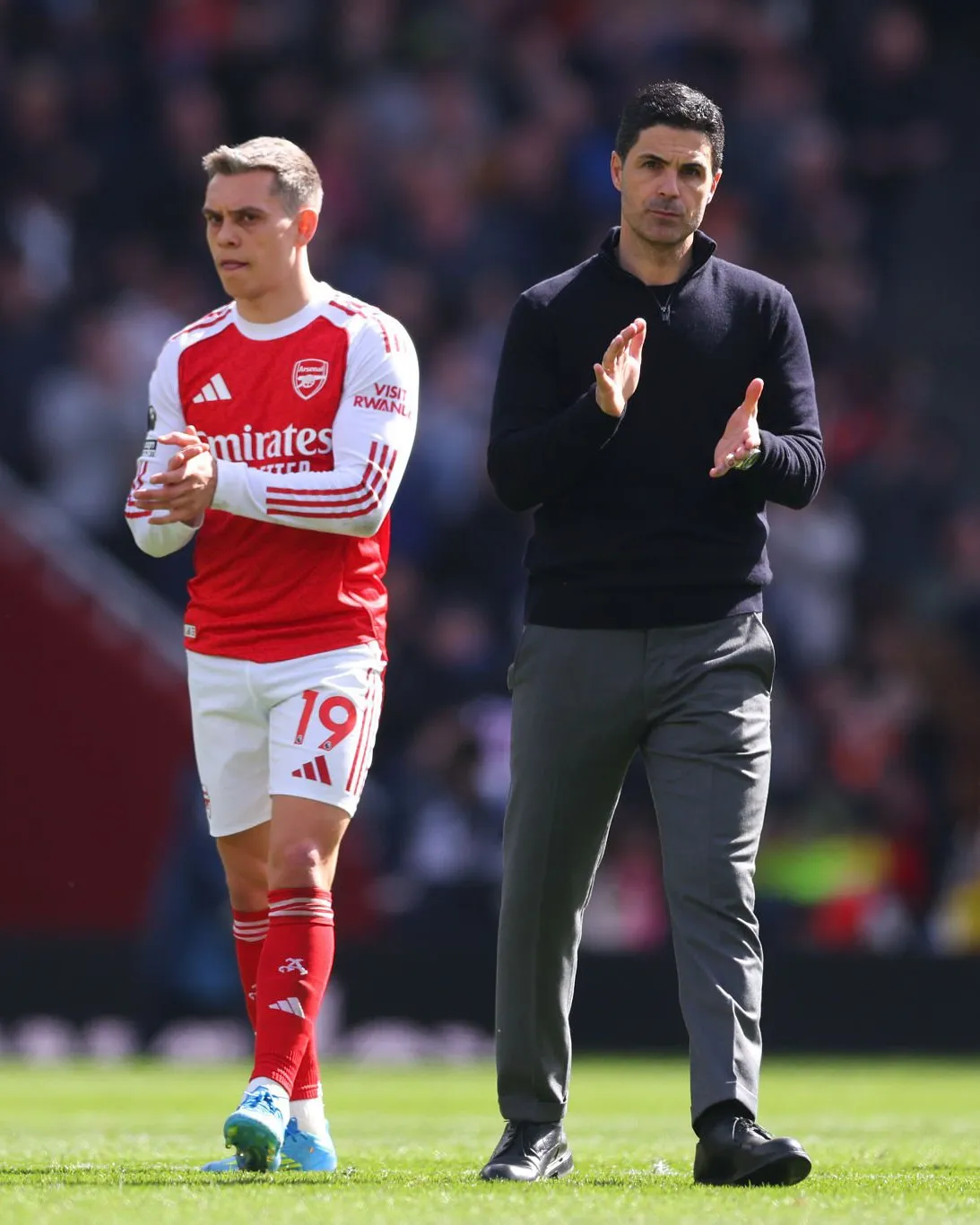 Arsenal ngáo ngơ thế nào trước Bournemouth 1