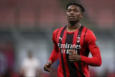 Sốc: Nửa Premier League 'săn đón' thần đồng 16 tuổi của Leicester, Leão rời Milan giá 80 triệu 1